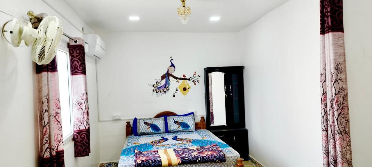 ホテル Kavieya Residency Pūrnānkuppam エクステリア 写真