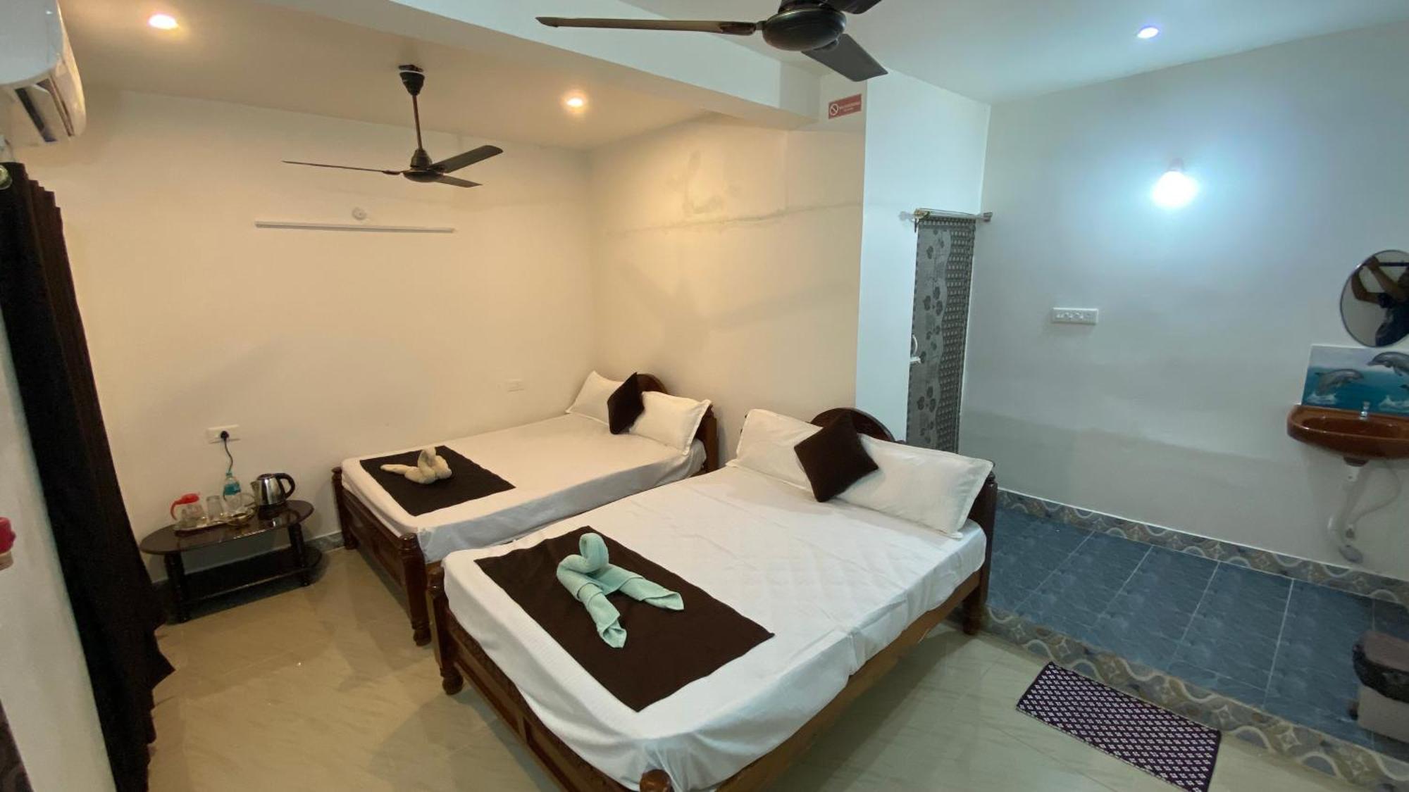 ホテル Kavieya Residency Pūrnānkuppam エクステリア 写真